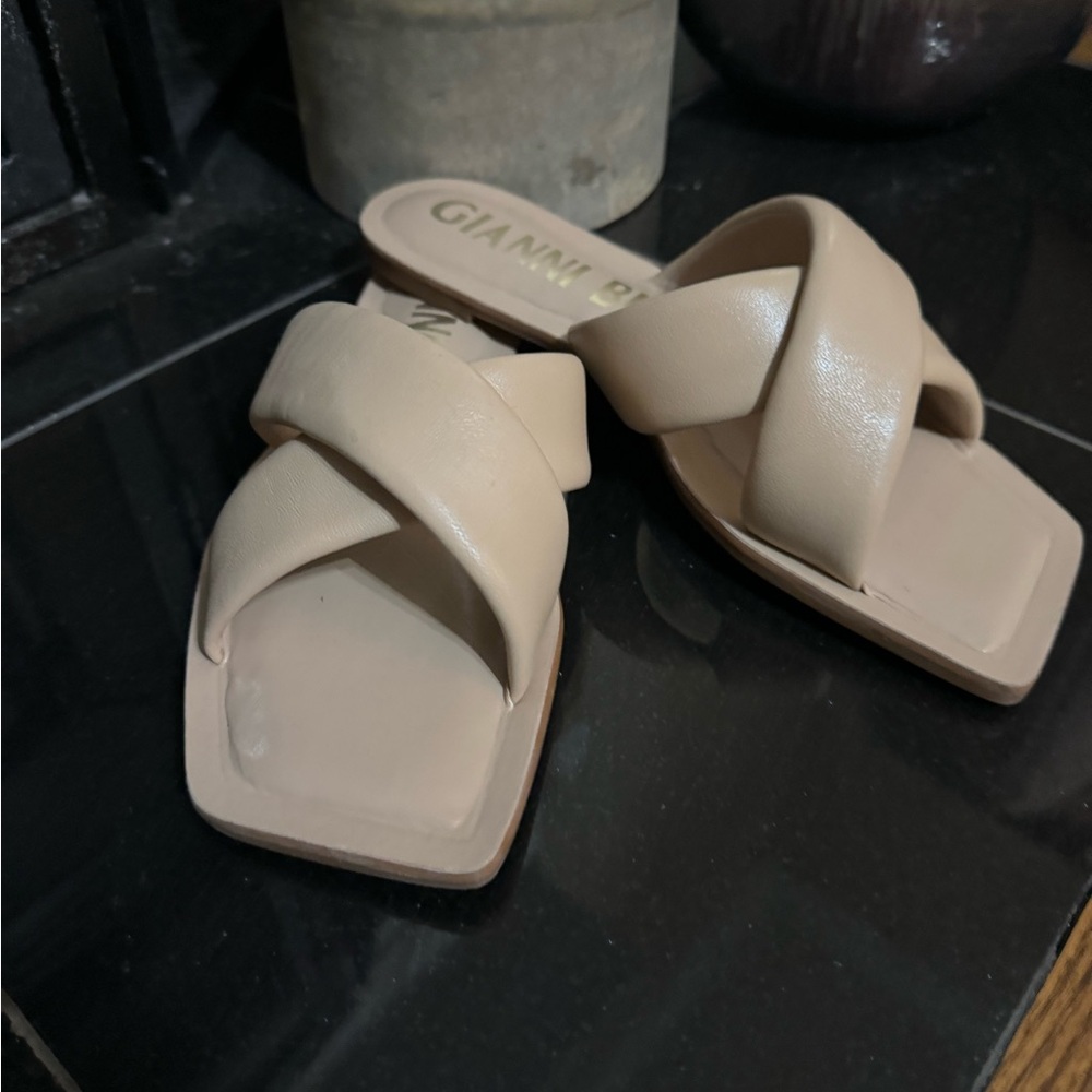 Gianni Bini Women's Cream Slide Sandals